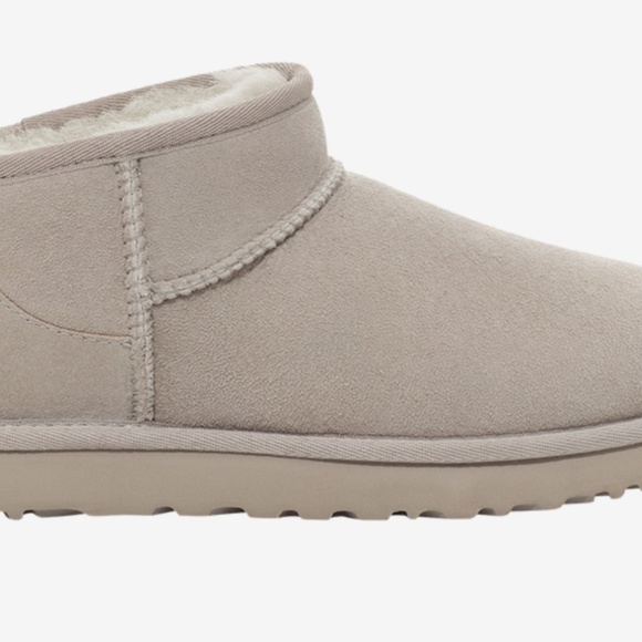 UGG Classic Ultra Mini - Picture 7 of 8